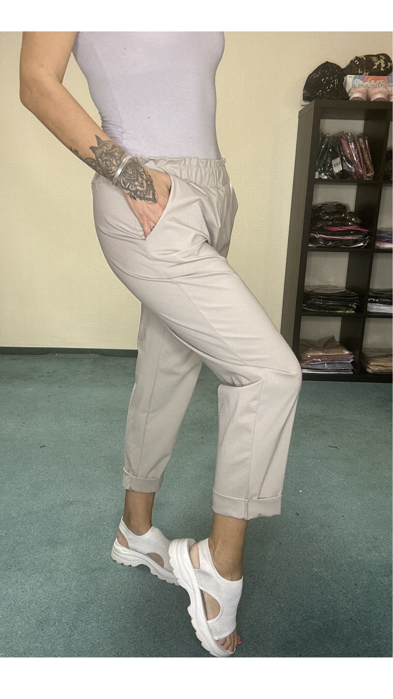 KELNĖS ,,ELEGANT “ 1